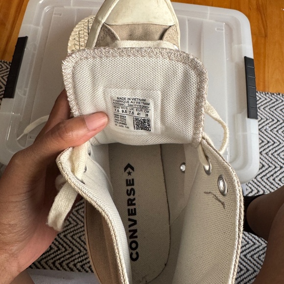 Converse chunky soles in 7.5 US men in beige - Picture 4 of 4